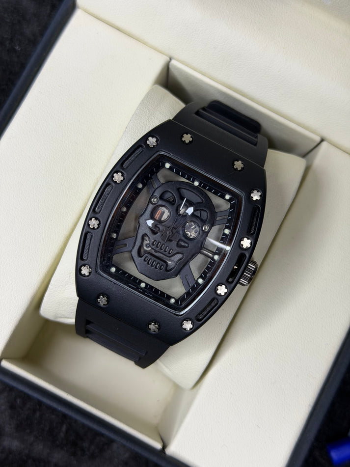 Daring Skull Skeleton Watch